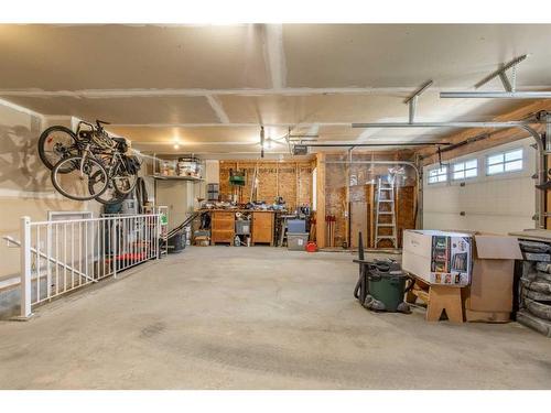 310 Mt Sunburst Way West, Lethbridge, AB - Indoor Photo Showing Garage