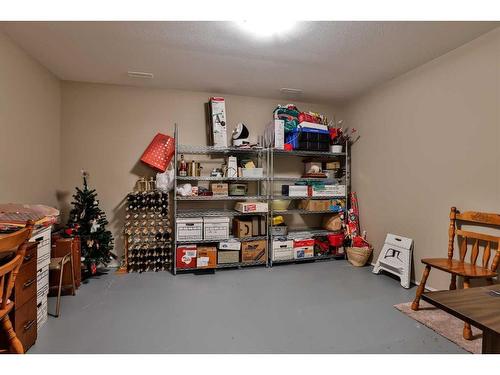 3-175 Fairmont Boulevard South, Lethbridge, AB - Indoor Photo Showing Other Room