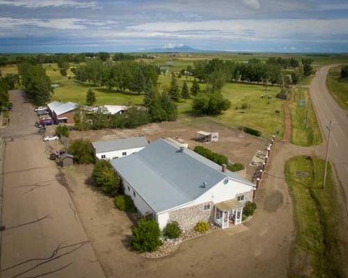 208 Railway Street Se, Milk River, AB - Outdoor With View