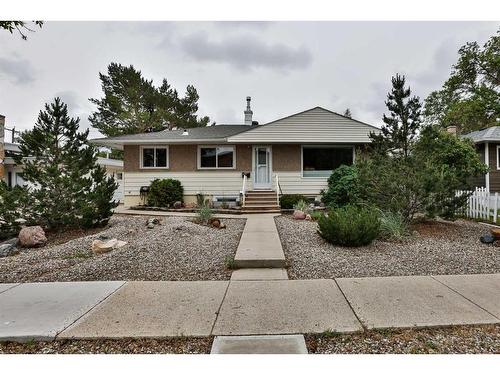 2406 12 Avenue South, Lethbridge, AB - Outdoor