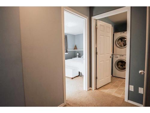 180 Mildred Dobbs Boulevard North, Lethbridge, AB - Indoor Photo Showing Laundry Room
