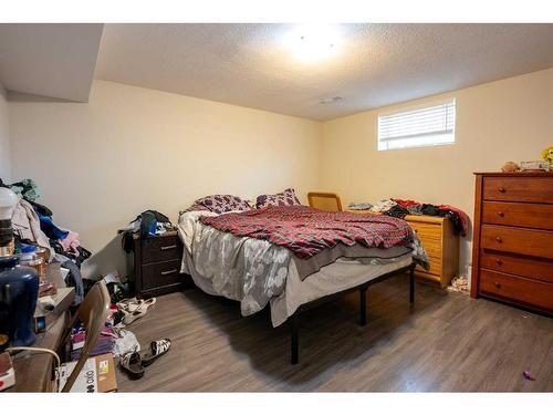 1215 23 Street North, Lethbridge, AB - Indoor Photo Showing Bedroom