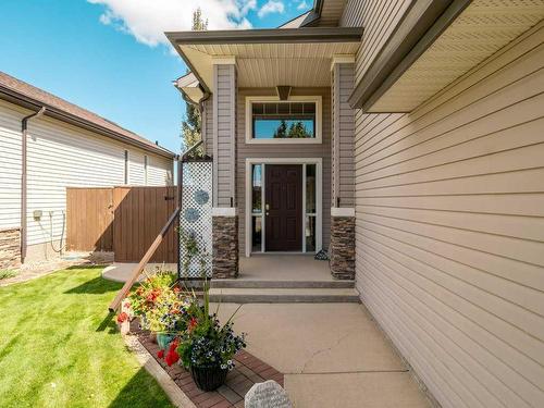 128 Heritage Point West, Lethbridge, AB - Outdoor