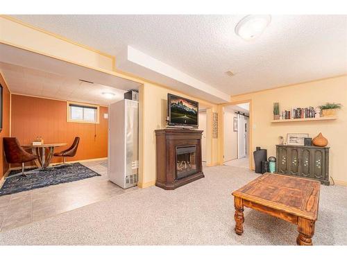 406 27 Street South, Lethbridge, AB - Indoor