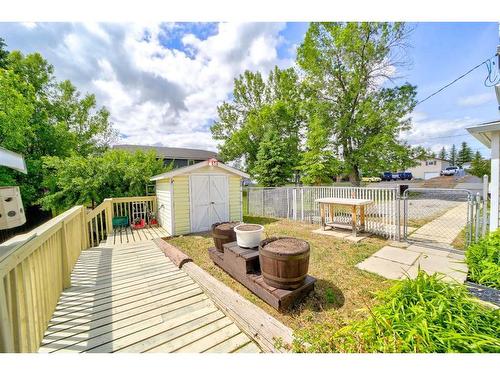 650 Schofield Street, Pincher Creek, AB - Outdoor