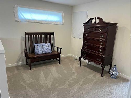 253 Rivergrove Chase West, Lethbridge, AB - Indoor Photo Showing Bedroom