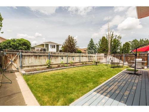 30 Heritage Crescent West, Lethbridge, AB - Outdoor With Deck Patio Veranda