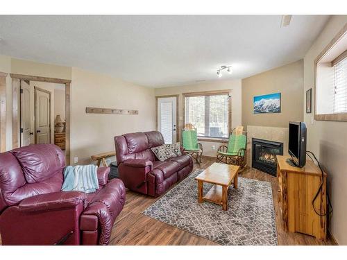 401 Castle Mountain Way, Rural Pincher Creek No. 9, M.D. Of, AB 