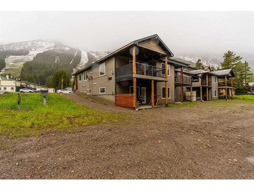 401 Castle Mountain Way, Rural Pincher Creek No. 9, M.D. Of, AB 