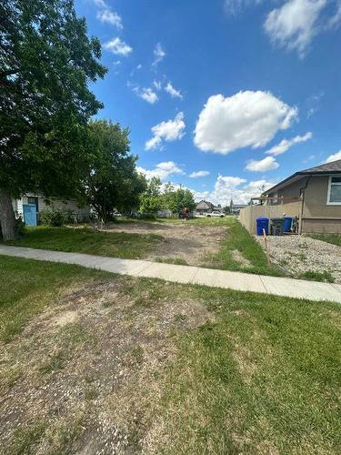 5125 3Rd A Street, Claresholm, AB 