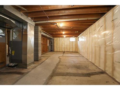 1022 14 Street North, Lethbridge, AB - Indoor Photo Showing Basement