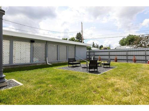 1022 14 Street North, Lethbridge, AB - Outdoor