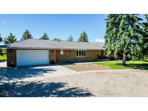 122 1 Avenue, Stirling, AB - Outdoor