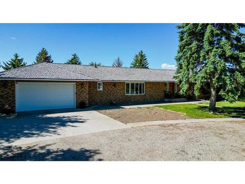 122 1 Avenue, Stirling, AB - Outdoor