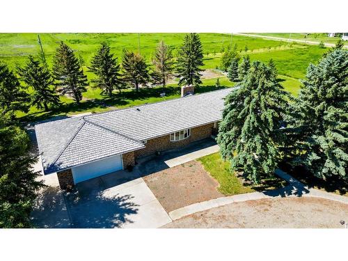 122 1 Avenue, Stirling, AB - Outdoor