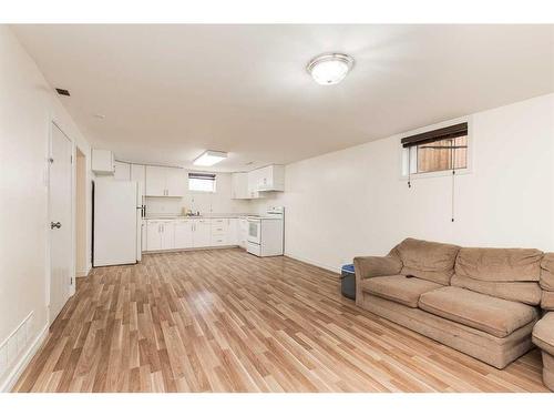 2510 14 Avenue South, Lethbridge, AB - Indoor