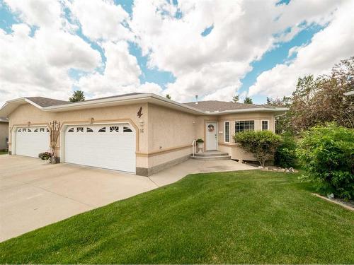 16-50 Fairmont Boulevard South, Lethbridge, AB - Outdoor