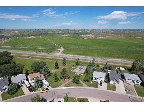 314 Stafford Bay North, Lethbridge, AB - Outdoor With View