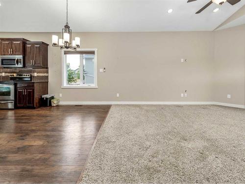 38 Country Meadows Boulevard West, Lethbridge, AB - Indoor