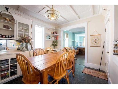 347 18 Street, Fort Macleod, AB - Indoor Photo Showing Dining Room