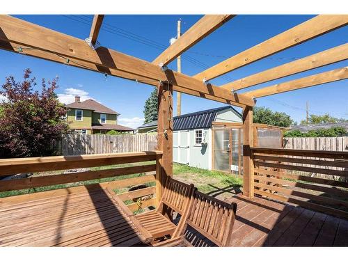 347 18 Street, Fort Macleod, AB - Outdoor With Deck Patio Veranda With Exterior