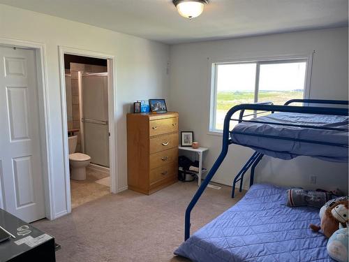 138 Peigan Court West, Lethbridge, AB - Indoor Photo Showing Bedroom