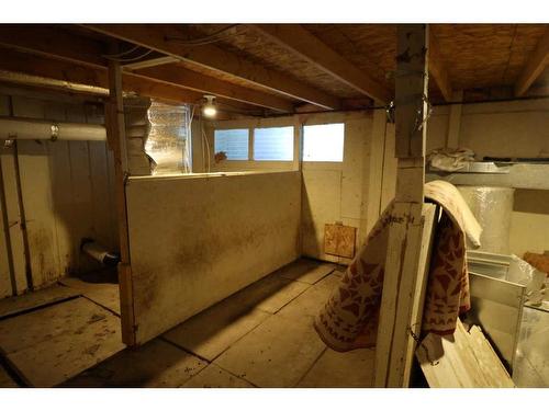 194023A 8 Avenue, Stirling, AB - Indoor Photo Showing Basement