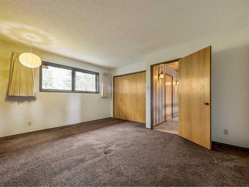 4604 53 Ave., Taber, AB - Indoor Photo Showing Other Room