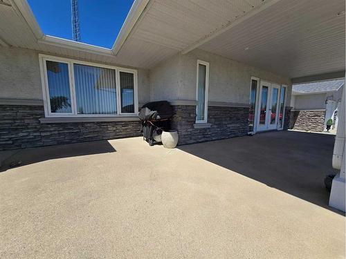 94065 Rr 211, Rural Lethbridge County, AB - Outdoor With Deck Patio Veranda