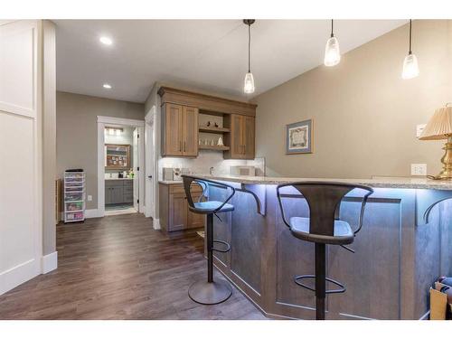 203032 Twp Rd 9-4, Rural Lethbridge County, AB - Indoor Photo Showing Kitchen