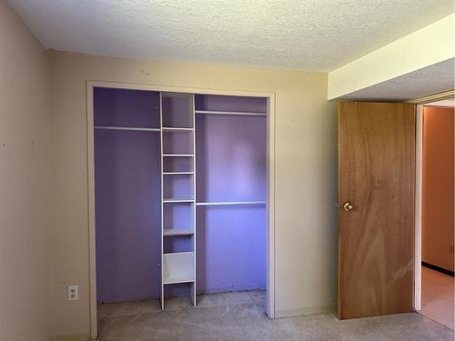 249 E 1 Avenue South, Magrath, AB - Indoor Photo Showing Other Room