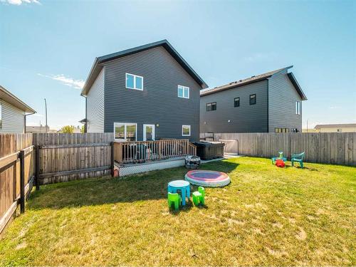 1016 Livingston Way, Pincher Creek, AB - Outdoor With Exterior
