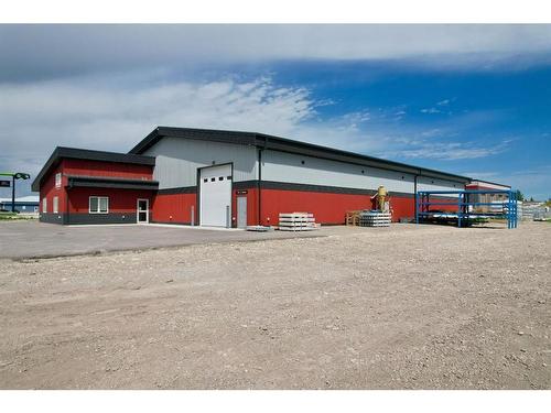 705 12 Street, Fort Macleod, AB 