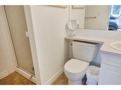 301-777 3 Avenue Sw, Calgary, AB - Indoor Photo Showing Bathroom