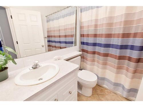 301-777 3 Avenue Sw, Calgary, AB - Indoor Photo Showing Bathroom