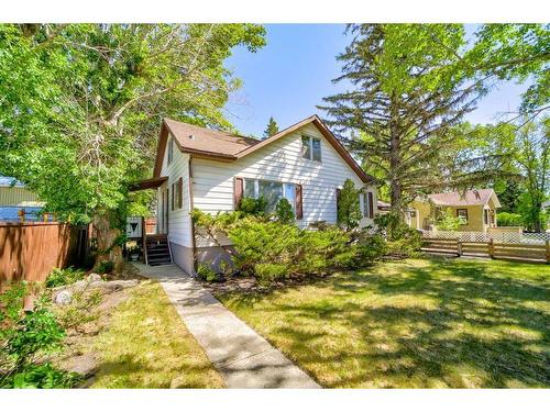 121 Centre Avenue, Milk River, AB - Outdoor