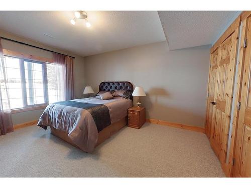 383066 And 383054 Range Road 7-3, Rural Clearwater County, AB - Indoor Photo Showing Bedroom