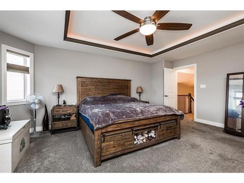 592 Sixmile Crescent South, Lethbridge, AB - Indoor Photo Showing Bedroom