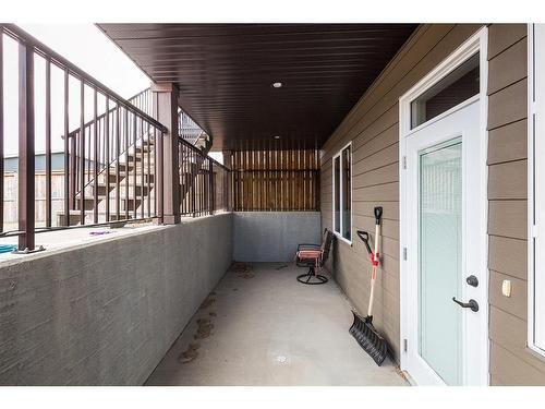 592 Sixmile Crescent South, Lethbridge, AB - Outdoor With Deck Patio Veranda With Exterior