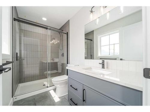 8601 24 Avenue, Coleman, AB - Indoor Photo Showing Bathroom