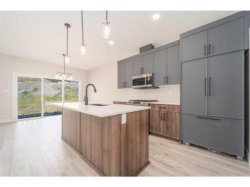 8601 24 Avenue, Coleman, AB - Indoor Photo Showing Kitchen With Upgraded Kitchen