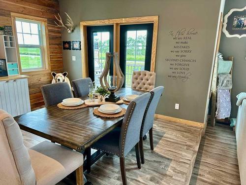 #4, 101022 Rge. Rd. 22-4, Rural Lethbridge County, AB - Indoor Photo Showing Dining Room