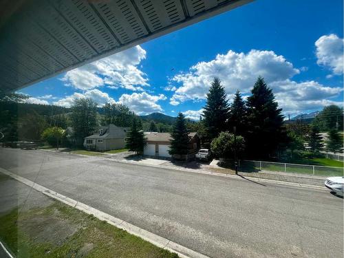 8202 15Th Avenue, Coleman, AB - Outdoor