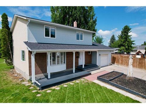 6 Larkspur Road North, Lethbridge, AB - Outdoor With Deck Patio Veranda With Exterior