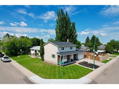 6 Larkspur Road North, Lethbridge, AB - Outdoor