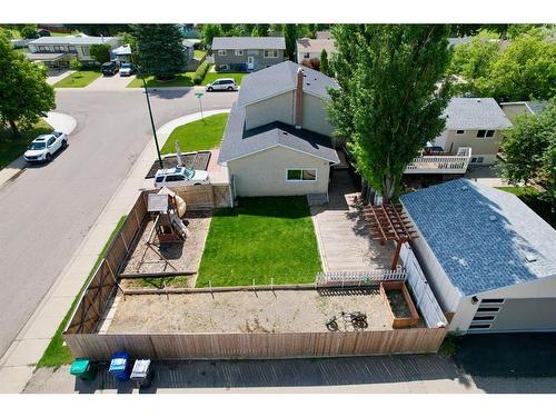 6 Larkspur Road North, Lethbridge, AB - Outdoor