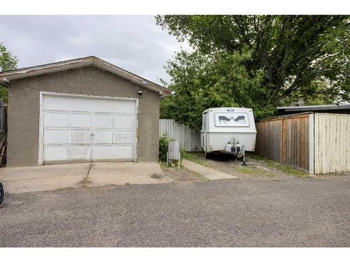 3014 10A Avenue South, Lethbridge, AB - Outdoor