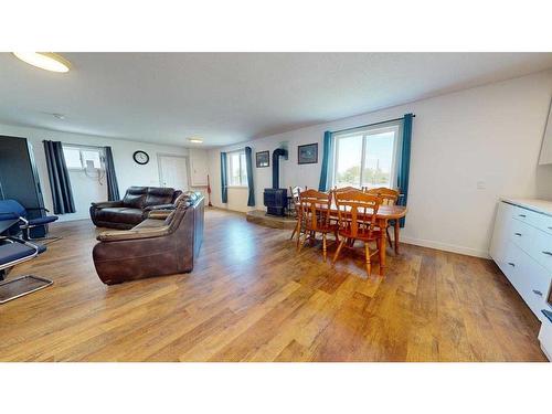 65030 Range Road 211, Rural Warner No. 5, County Of, AB - Indoor