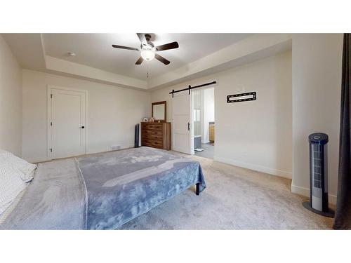 4725 40 Avenue S, Lethbridge, AB - Indoor Photo Showing Bedroom