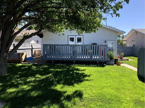 1018 Ventura Crescent North, Lethbridge, AB - Outdoor With Deck Patio Veranda